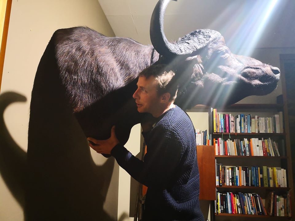 DF3F4A24-3198-4CB9-B5F2-77525CA32A12